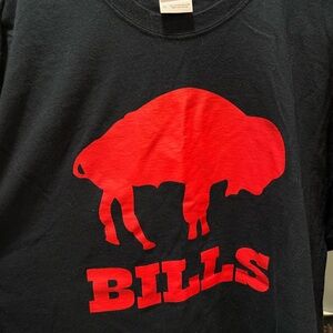 Buffalo Bills Black & Red tee shirt Men’s XL